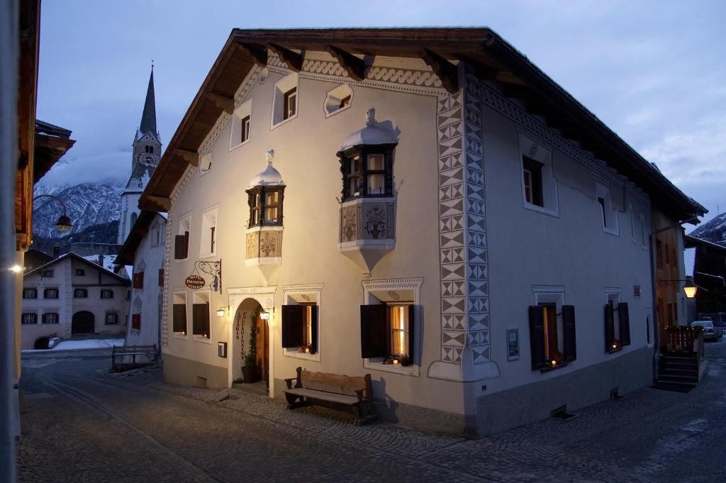Hotel Engiadina